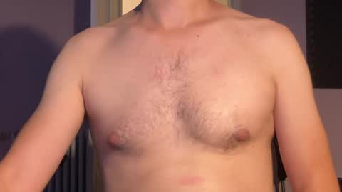 Snapshot of borisvian75019 chatting on 06/30/26, 10:11 HornyBoo online show from 06/30/26, 10:11