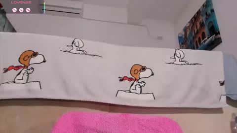 Snapshot of bornforporn_ chatting on 11/04/25, 05:06 THUMPS UP PLEASE ITS IMPORTANT online show from 11/04/25, 05:06