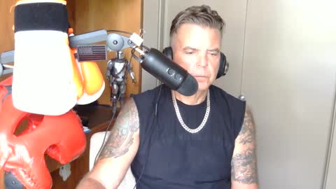 BOSS online show from 09/30/25, 05:40