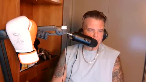 BOSS online show from 10/11/25, 07:12