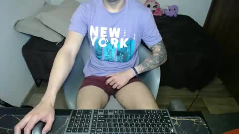 Snapshot of bossking019 chatting on 02/17/25, 11:02 bossking019 online show from 02/17/25, 11:02