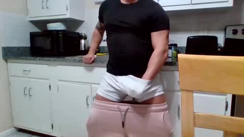 The Italian Boss  online show from 02/08/25, 11:45