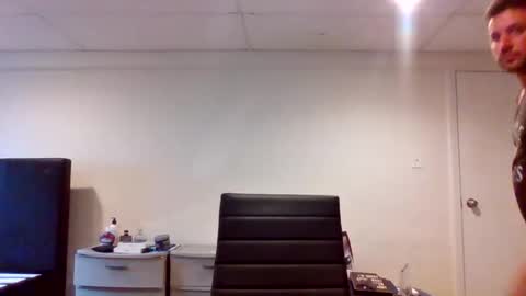 The Italian Boss  online show from 11/03/25, 07:15