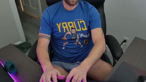 bostonmarine31 online show from 02/19/25, 07:16