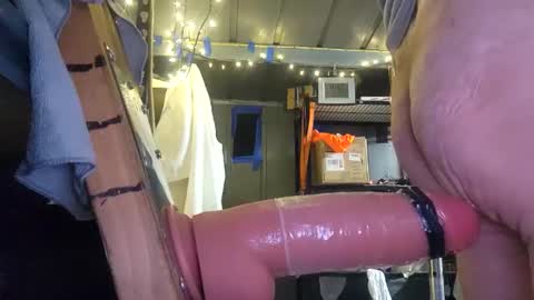 Snapshot of bothways619 chatting on 02/07/25, 12:42 Bothways619 online show from 02/07/25, 12:42