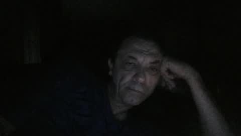 Snapshot of bottomcdforoldersc chatting on 07/28/26, 02:40 James online show from 07/28/26, 02:40