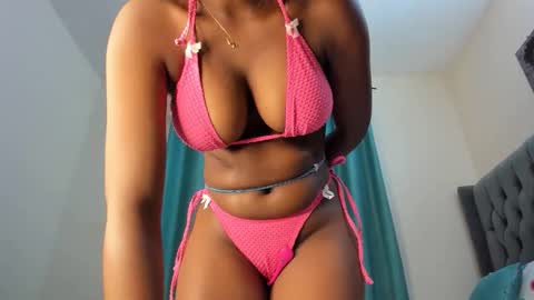 Snapshot of bouncy_booty677 chatting on 10/01/25, 07:31 bouncy_booty677 online show from 10/01/25, 07:31