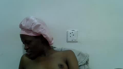 bouncy_vee online show from 05/17/26, 12:56
