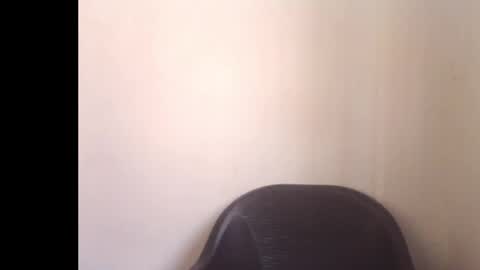 Snapshot of bouncybunnyxx chatting on 10/27/25, 08:40 bouncybunnyxx online show from 10/27/25, 08:40