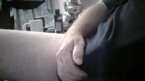 Snapshot of bourbon1965 chatting on 07/09/26, 12:09 Bourbon online show from 07/09/26, 12:09