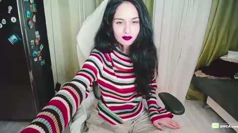 Snapshot of boxinghelen chatting on 01/25/25, 06:13 Helen  online show from 01/25/25, 06:13