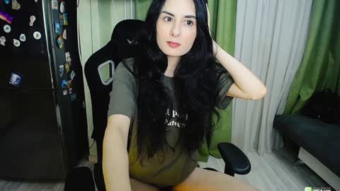 Snapshot of boxinghelen chatting on 01/30/25, 06:43 Helen  online show from 01/30/25, 06:43