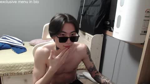 boxman556990 online show from 10/24/25, 07:10