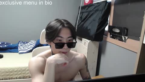 boxman556990 online show from 10/31/25, 05:30