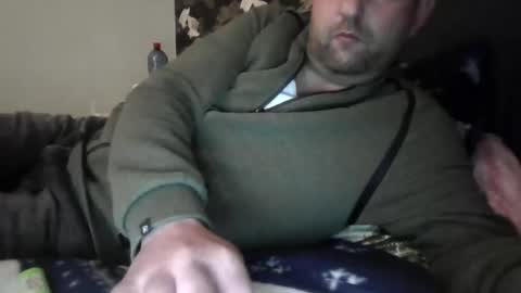 Snapshot of boy27weert chatting on 03/11/25, 12:44 Nope online show from 03/11/25, 12:44