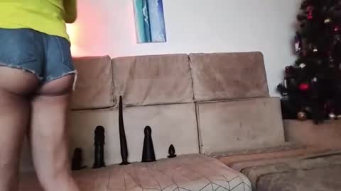 Snapshot of boy7oyy chatting on 03/10/25, 02:17 Bes7assquirt online show from 03/10/25, 02:17