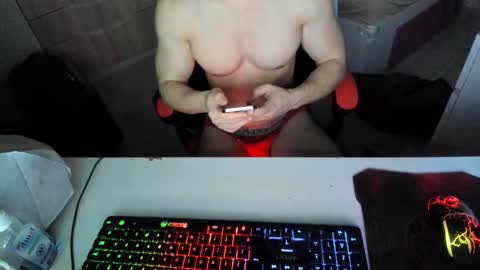 Snapshot of boy_boy22 chatting on 11/24/25, 12:10 boy_boy22 online show from 11/24/25, 12:10