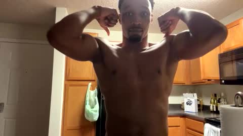 Snapshot of boy_kino chatting on 10/15/25, 02:22 Pixel Pleasures online show from 10/15/25, 02:22