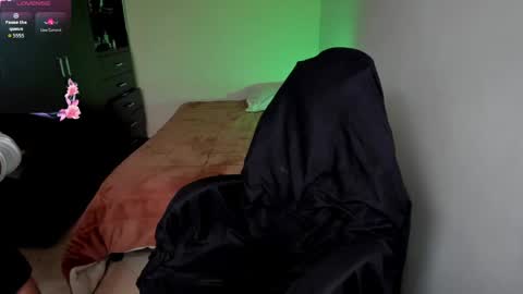 boy_nauthy online show from 05/11/26, 08:50