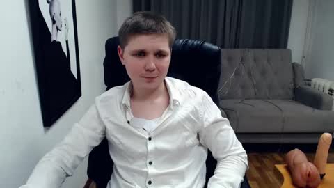 John online show from 02/10/25, 06:03