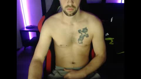 Snapshot of boy_t0y89 chatting on 01/13/25, 05:55 boy_t0y89 online show from 01/13/25, 05:55