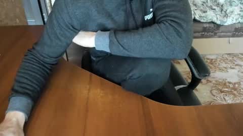 Snapshot of boyapollon chatting on 11/11/25, 09:42 BoyApollon online show from 11/11/25, 09:42