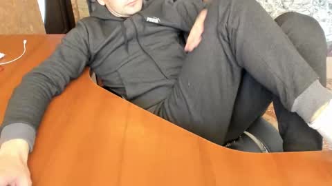 Snapshot of boyapollon chatting on 11/15/25, 08:11 BoyApollon online show from 11/15/25, 08:11