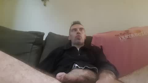 Snapshot of boybcn19 chatting on 12/02/24, 05:59 Your slavesexx19 online show from 12/02/24, 05:59