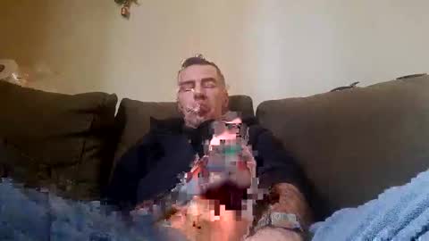 Snapshot of boybcn19 chatting on 01/26/25, 10:45 Your slavesexx19 online show from 01/26/25, 10:45