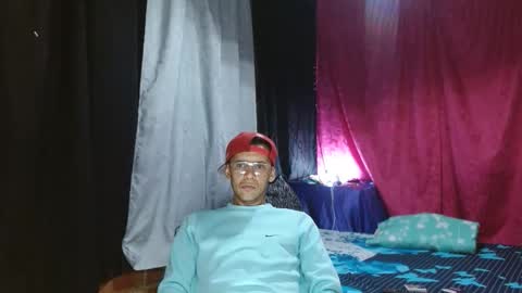 Snapshot of boyfantasies_11 chatting on 11/26/25, 02:01 boyfantasies_11 online show from 11/26/25, 02:01