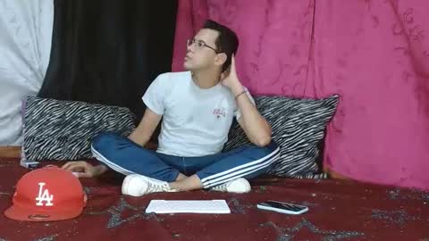 Snapshot of boyfantasies_11 chatting on 12/04/25, 01:59 boyfantasies_11 online show from 12/04/25, 01:59