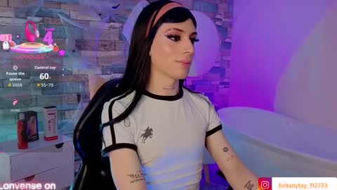 boyfox_tay online show from 11/27/25, 03:41