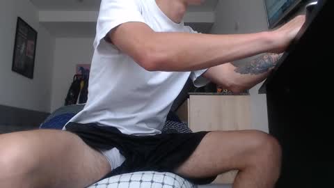 Snapshot of boyfriend_fuckme chatting on 11/27/25, 05:15 Felipe online show from 11/27/25, 05:15