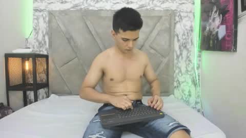 boyhot_mio online show from 02/05/26, 03:00