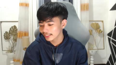 Snapshot of boynextdoor4ux chatting on 12/06/24, 07:10 HI IM JAMES DONT FORGET GIVE ME THUMBS UP AND JOIN TO MY FANCLUB online show from 12/06/24, 07:10