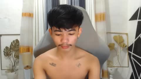 Snapshot of boynextdoor4ux chatting on 12/07/24, 03:19 HI IM JAMES DONT FORGET GIVE ME THUMBS UP AND JOIN TO MY FANCLUB online show from 12/07/24, 03:19