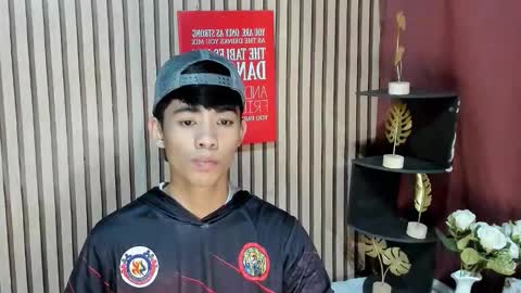 Snapshot of boynextdoor4ux chatting on 09/10/25, 10:48 HI IM JAMES DONT FORGET GIVE ME THUMBS UP AND JOIN TO MY FANCLUB online show from 09/10/25, 10:48