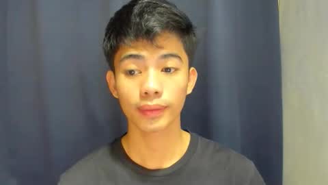 Snapshot of boynextdoor4ux chatting on 12/14/25, 06:19 HI IM JAMES DONT FORGET GIVE ME THUMBS UP AND JOIN TO MY FANCLUB online show from 12/14/25, 06:19