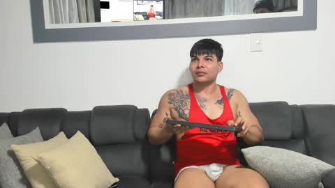 Snapshot of boys_blackandwhite chatting on 01/29/25, 01:16 boys_blackandwhite online show from 01/29/25, 01:16