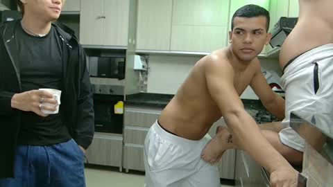 Angelo Mark Fernando Taylor online show from 09/28/25, 11:37