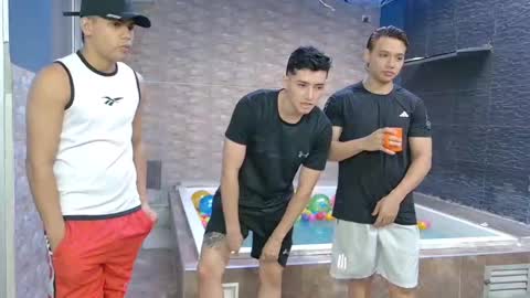 Angelo Mark Fernando Taylor online show from 10/07/25, 11:40