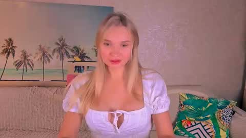 Snapshot of boysloveblondee chatting on 10/17/25, 09:23 BoysLoveBlondee online show from 10/17/25, 09:23