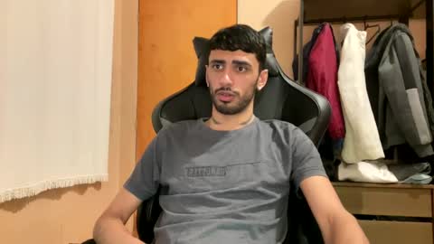 boyzinm2 online show from 10/03/25, 11:57