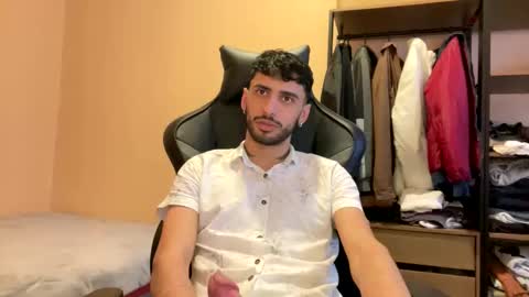 boyzinm2 online show from 11/05/25, 09:48