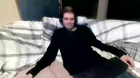 bponie1 online show from 10/18/25, 04:15