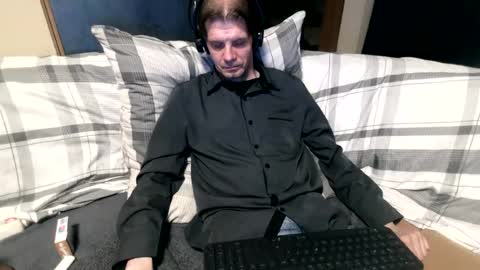 bponie3 online show from 06/12/26, 10:30