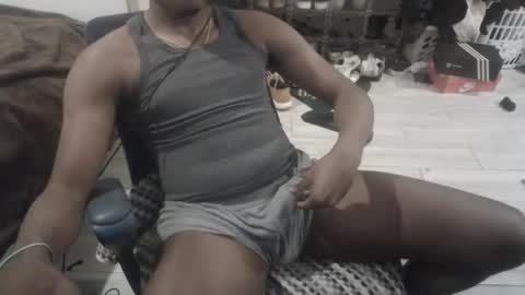 bquen400 online show from 11/27/25, 04:58