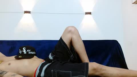 Snapshot of br4ndon_cooper chatting on 11/10/25, 03:44 Brandon online show from 11/10/25, 03:44