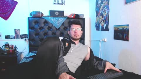 brad hot boy online show from 03/06/25, 06:59