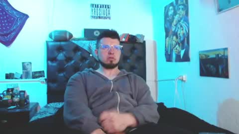 brad hot boy online show from 07/02/26, 04:57